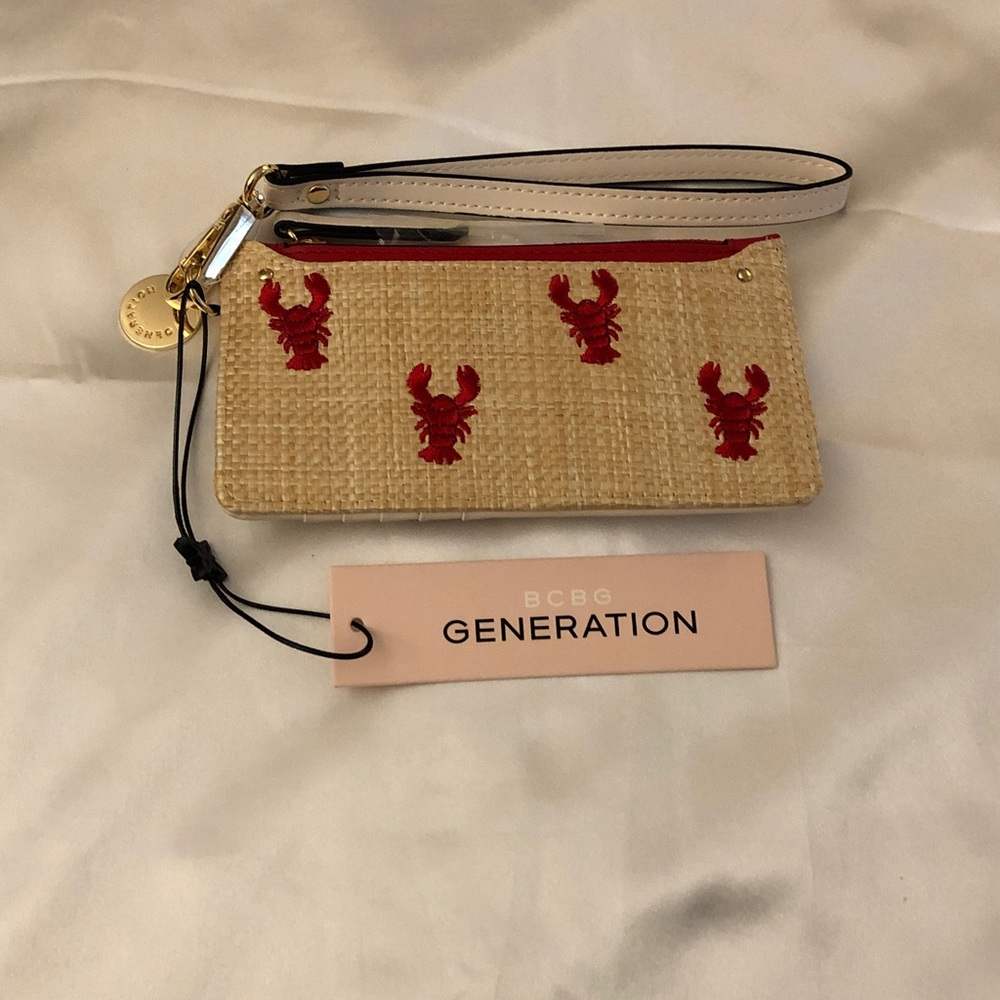 BCBG Generation Natural Color Straw Card Wallet Red Embroidered Lobsters NWT - Picture 6 of 16